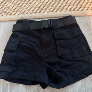 Aritzia TNA Shorts with belt and pockets